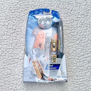 Vintage Hot Wheels Micro Madnetics Mad Hammer NEW